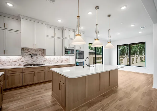 Photo 3 of Sale Pending at 964 Boykin Way, Montgomery, TX 77316 | MLS# 61284611 | Listing updated on 2026-08-31