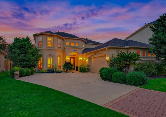 2nd image of 13510 Indigo Lake, Houston, TX 77077 | MLS# 21831742