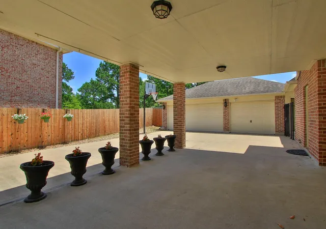 Photo 3 of Single family home for sale at 17331 Fairgrove Park Dr, Houston, TX 77095 | MLS# 88987514 | Listing updated on 2026-09-20
