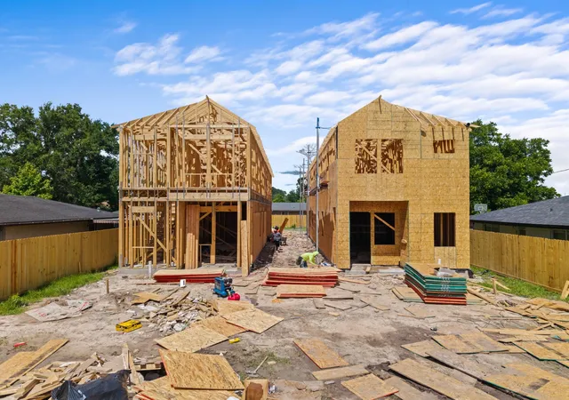 5th image of 8315 Lavender St, Houston, TX 77016