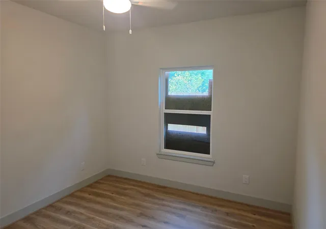 4th image of 3202 Mcilhenny St, Houston, TX 77004 | MLS# 40458117