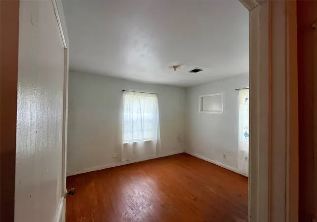 27th image of 5522 Woodlark St, Houston, TX 77017 | MLS# 10115836