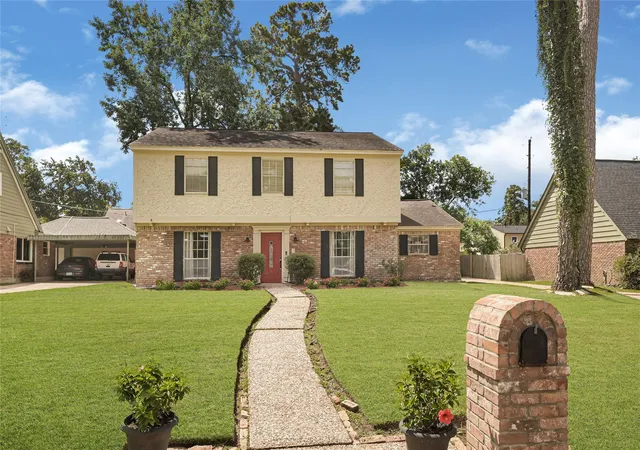 Photo 1 of Sale Pending at 1619 Wagon Gap Trl, Houston, TX 77090 | MLS# 35783074 | Listing updated on 2026-09-18