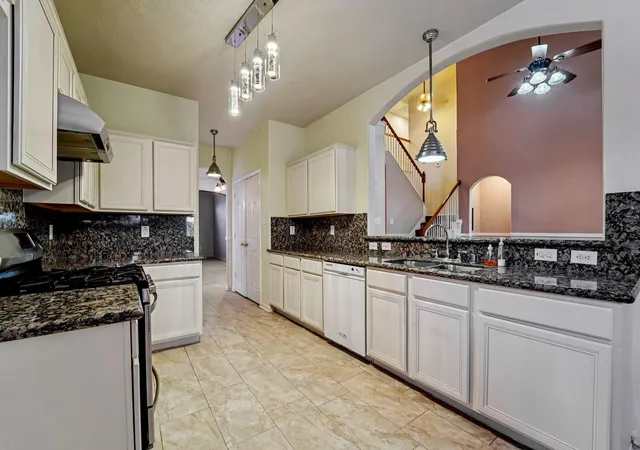3rd image of 3818 Ridge Canyon Rd, Baytown, TX 77521 | MLS# 70414420
