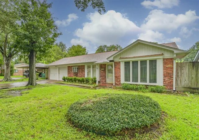 Photo 1 of Sale Pending at 7510 Romney Rd, Houston, TX 77036 | MLS# 11127422 | Listing updated on 2026-09-13
