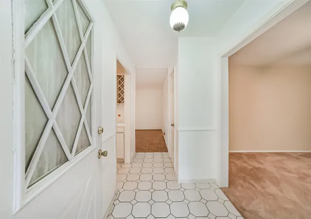 Photo 2 of Sale Pending at 7510 Romney Rd, Houston, TX 77036 | MLS# 11127422 | Listing updated on 2026-09-13