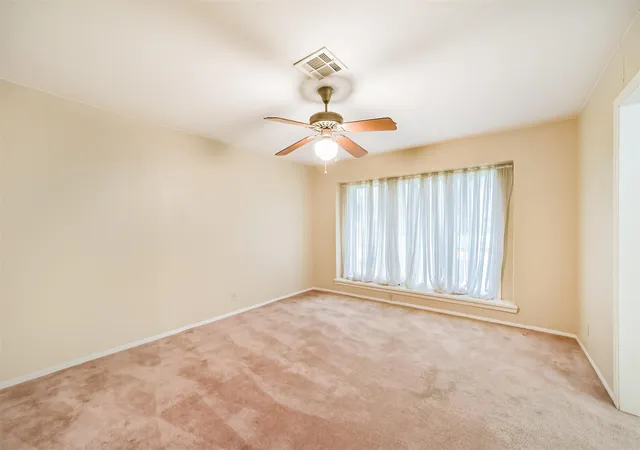 Photo 3 of Sale Pending at 7510 Romney Rd, Houston, TX 77036 | MLS# 11127422 | Listing updated on 2026-09-13