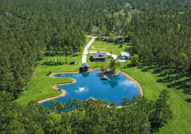 2nd image of 214 Hunters Hill Rd, Oakhurst, TX 77359 | MLS# 17923405