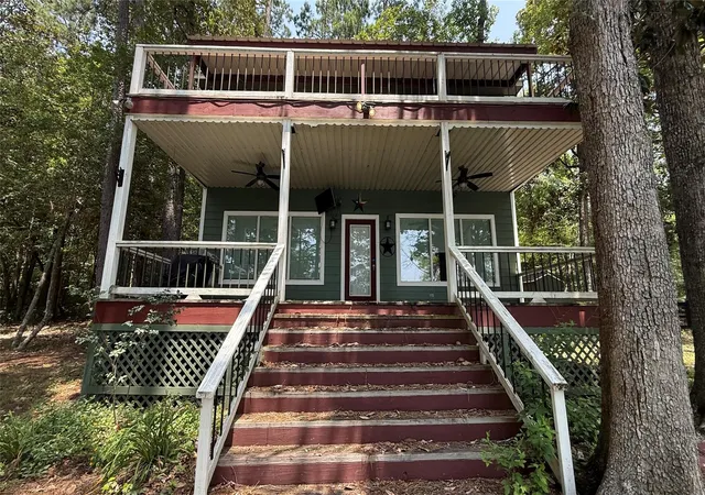 1st image of 565 Sherwood Forest Dr, Woodville, TX 75979 | MLS# 97287811