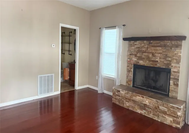 5th image of 565 Sherwood Forest Dr, Woodville, TX 75979 | MLS# 97287811