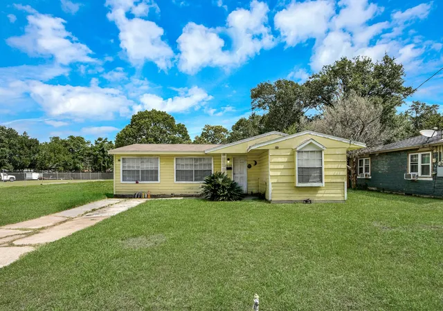 2nd image of 1909 Brooks Ave, Rosenberg, TX 77471 | MLS# 14134577