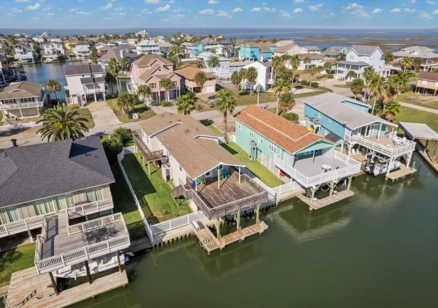 Homes for sale in Jamaica Beach, TX | 16537 Tortuga Way, Jamaica Beach, TX 77554 | MLS# 27559878