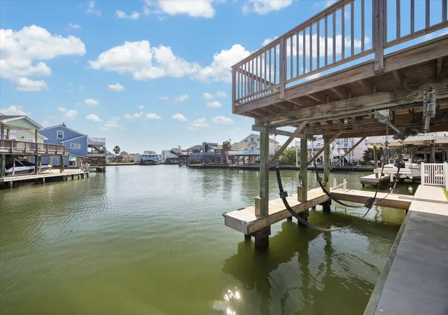 Homes for sale in Jamaica Beach, TX | 16537 Tortuga Way, Jamaica Beach, TX 77554 | MLS# 27559878