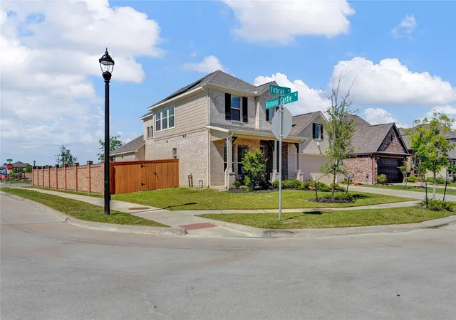 Photo 3 of Sale Pending at 12803 Firbrae Dr, Humble, TX 77346 | MLS# 91813122 | Listing updated on 2026-09-06