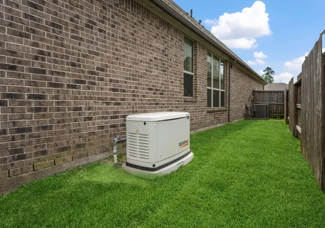 Homes for sale in Porter, TX | 6018 Fairway Shores Ln, Porter, TX 77365 | MLS# 11044886
