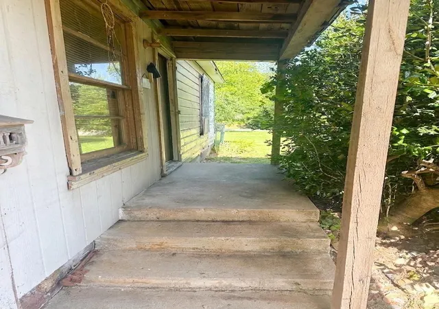 5th image of 1605 W Johnson St, Denison, TX 75020 | MLS# 40833535