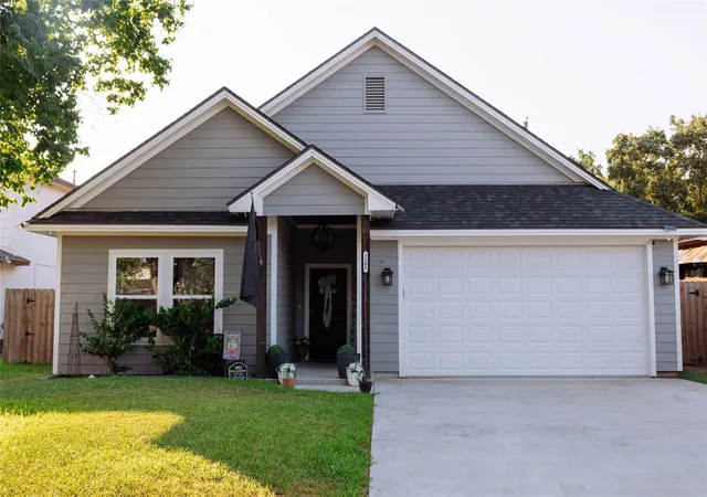 Photo 1 of Single family home for sale at 3305 Judythe Ct, Bryan, TX 77803 | MLS# 14599196 | Listing updated on 2026-08-22