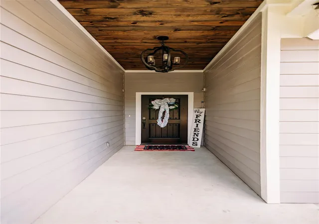 Photo 2 of Single family home for sale at 3305 Judythe Ct, Bryan, TX 77803 | MLS# 14599196 | Listing updated on 2026-08-22
