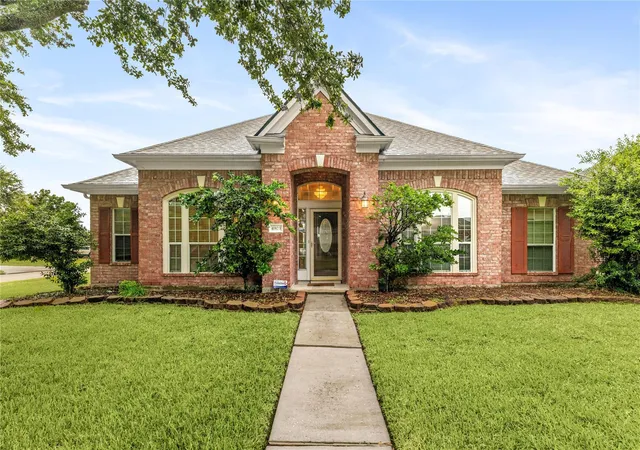 Photo 1 of Single family home for sale at 4903 Cedar Cvs Dr, Baytown, TX 77521 | MLS# 84824783 | Listing updated on 2026-08-26