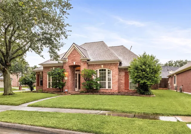 Photo 2 of Single family home for sale at 4903 Cedar Cvs Dr, Baytown, TX 77521 | MLS# 84824783 | Listing updated on 2026-08-26