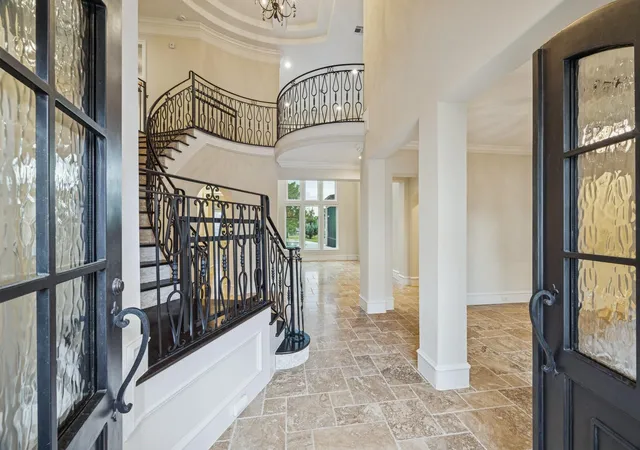 Photo 3 of Single family home for sale at 507 Constellation Blvd, League City, TX 77573 | MLS# 10823689 | Listing updated on 2026-04-29