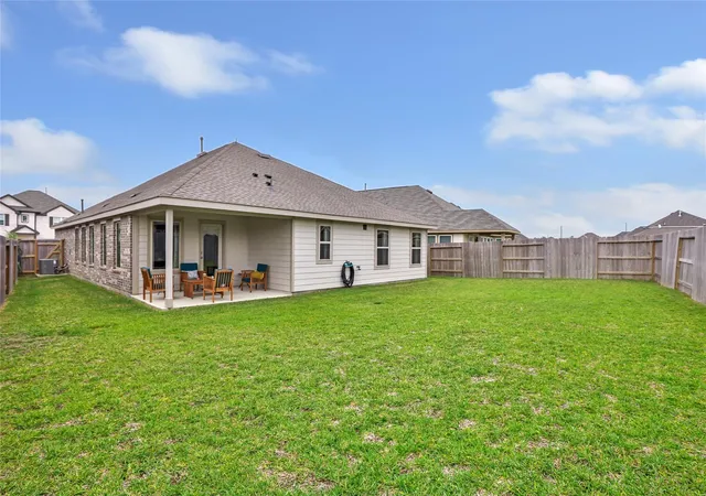 5th image of 22527 Pagoda Dogwood Br, New Caney, TX 77357 | MLS# 28348355
