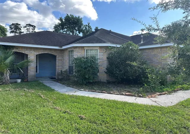 Photo 1 of Single family home for sale at 10915 Kentington Oak Dr, Humble, TX 77396 | MLS# 3205819 | Listing updated on 2026-07-22