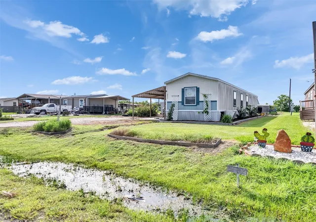 Homes for sale in Alvin, TX | 8802 Los Robles Ave, Alvin, TX 77511 | MLS# 10250900