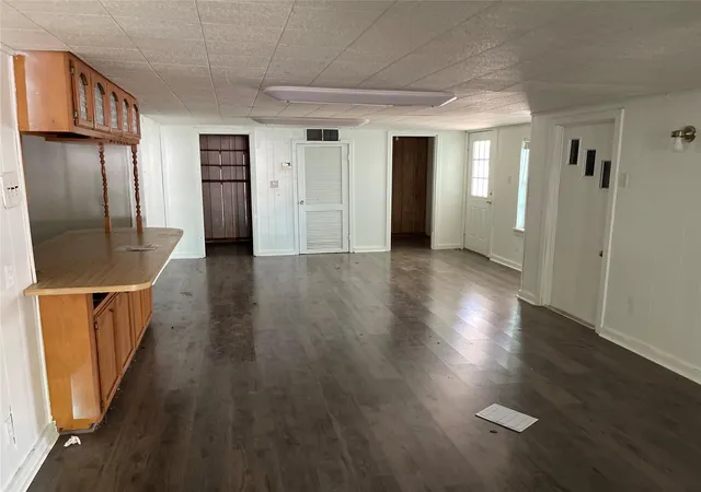 Photo 3 of Single family home for sale at 246 Nash Blvd, San Antonio, TX 78223 | MLS# 8258285 | Listing updated on 2026-10-06