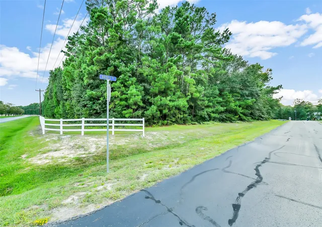 4th image of 27987 Bridle Ave, Waller, TX 77484 | MLS# 5927807