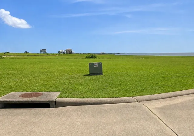 1st image of 3433 Chateau Wy, Palacios, TX 77465 | MLS# 17075710