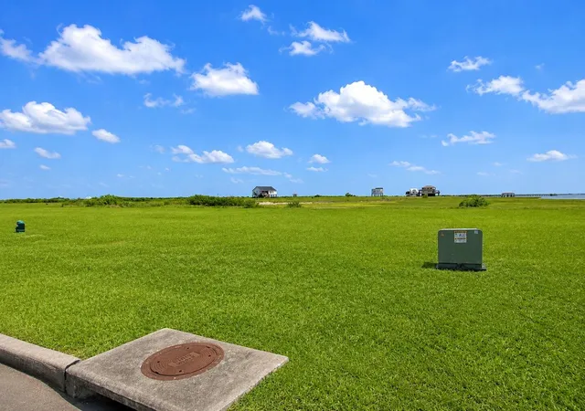 5th image of 3433 Chateau Wy, Palacios, TX 77465 | MLS# 17075710
