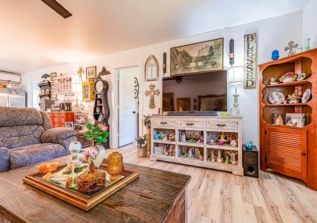 5th image of 416 Windomere Dr, Livingston, TX 77351 | MLS# 4228406
