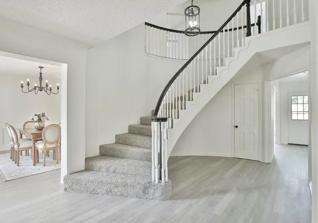 Photo 2 of Sale Pending at 1526 Big Horn Dr, Houston, TX 77090 | MLS# 98125887 | Listing updated on 2026-09-20