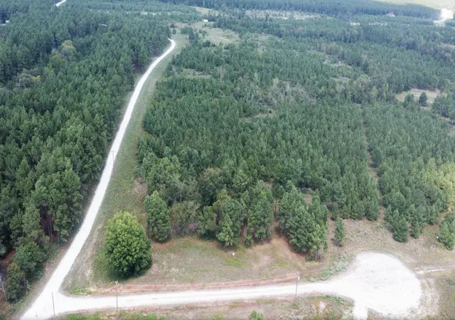 Photo 1 of Land for sale at Tbd Hunt Ct, Lovelady, TX 75851 | MLS# 59214026 | Listing updated on 2026-09-28