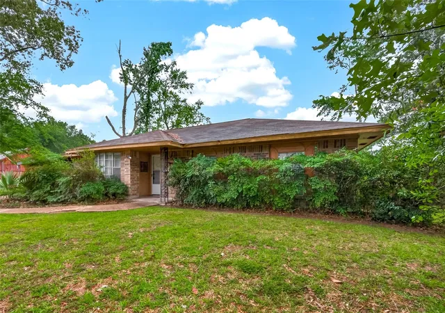 Homes for sale in Woodbranch, TX | 262 Magnolia Rd, Woodbranch, TX 77357 | MLS# 49402842