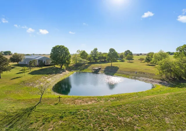 Homes for sale in Burton, TX | 5025 Wickel Rd, Burton, TX 77835 | MLS# 19325729