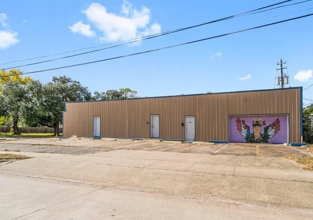 45th image of 1018 Shaver St, Pasadena, TX 77506 | MLS# 45898744