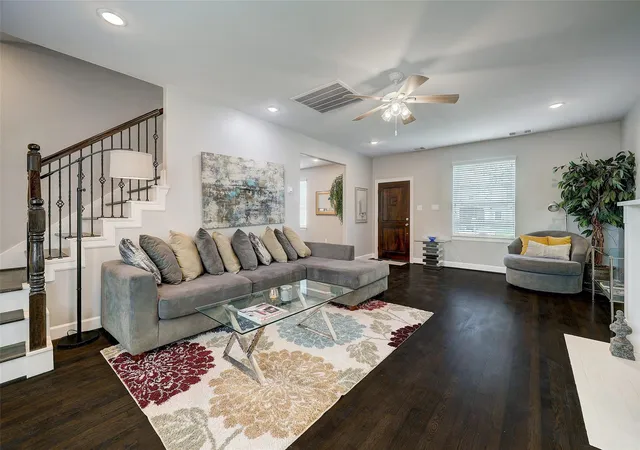 Photo 3 of Single family home for sale at 2012 Wichita St, Houston, TX 77004 | MLS# 15862305 | Listing updated on 2026-09-16