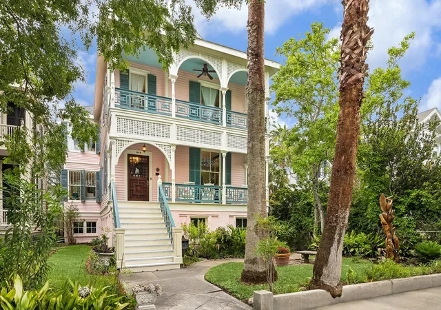 Photo 1 of Single family home for sale at 1512 Ball, Galveston, TX 77550 | MLS# 19423861 | Listing updated on 2026-09-12