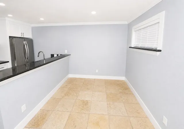 3rd image of 8118 Albacore Dr, Houston, TX 77074