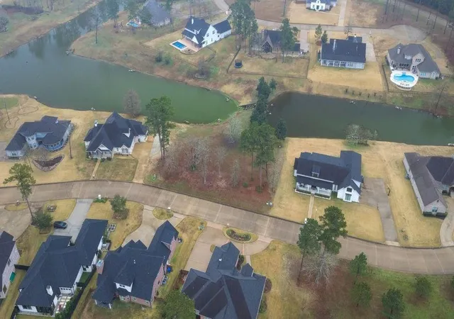 3rd image of 106 Southern Hills Dr, Lufkin, TX 75901 | MLS# 33572889