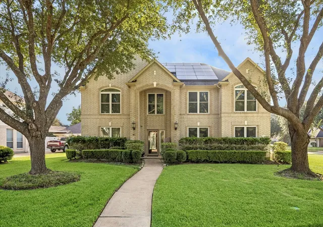 Photo 1 of Single family home for sale at 13602 Laurel Ter Ln, Sugar Land, TX 77498 | MLS# 7681024 | Listing updated on 2026-09-04