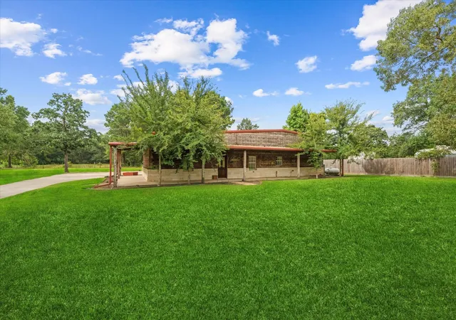 Photo 2 of Land for sale at 9250 County Rd 302, Plantersville, TX 77363 | MLS# 98605131 | Listing updated on 2026-09-11