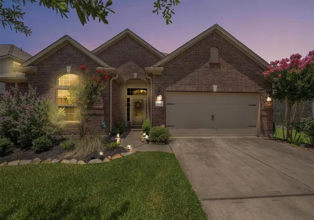 Photo 4 of Single family home for sale at 25227 Hawthorne Blossom Dr, Spring, TX 77389 | MLS# 57936201 | Listing updated on 2026-08-24