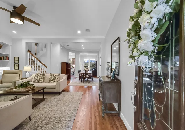 4th image of 3322 Memorial Crest Blvd, Houston, TX 77007 | MLS# 66601328