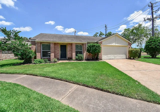 Homes for sale in Missouri City, TX | 2947 Highland Lakes Dr, Missouri City, TX 77459 | MLS# 77828883