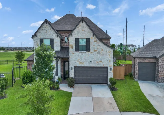 1st image of 15603 Roscobie Park Dr, Humble, TX 77346 | MLS# 93626932