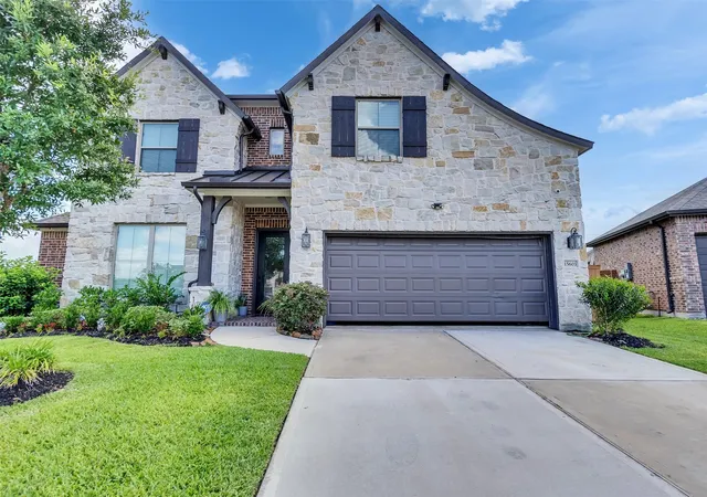2nd image of 15603 Roscobie Park Dr, Humble, TX 77346 | MLS# 93626932