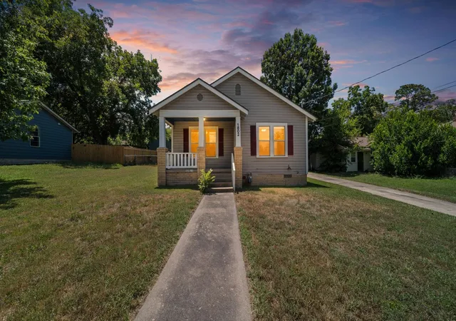 21st image of 1802 Marjorie St, Brenham, TX 77833 | MLS# 35486748